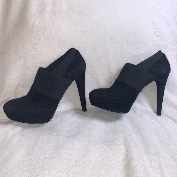 Stuart Weitzman Wrap It Up booties - Picture 3 of 8